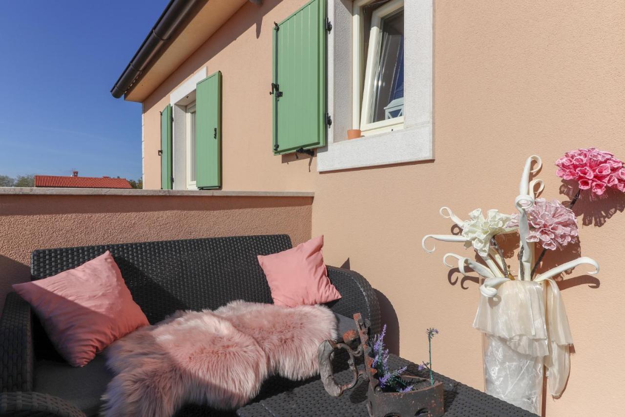 Villa Nona Marija Sveti Lovreč Pazenatički Dış mekan fotoğraf