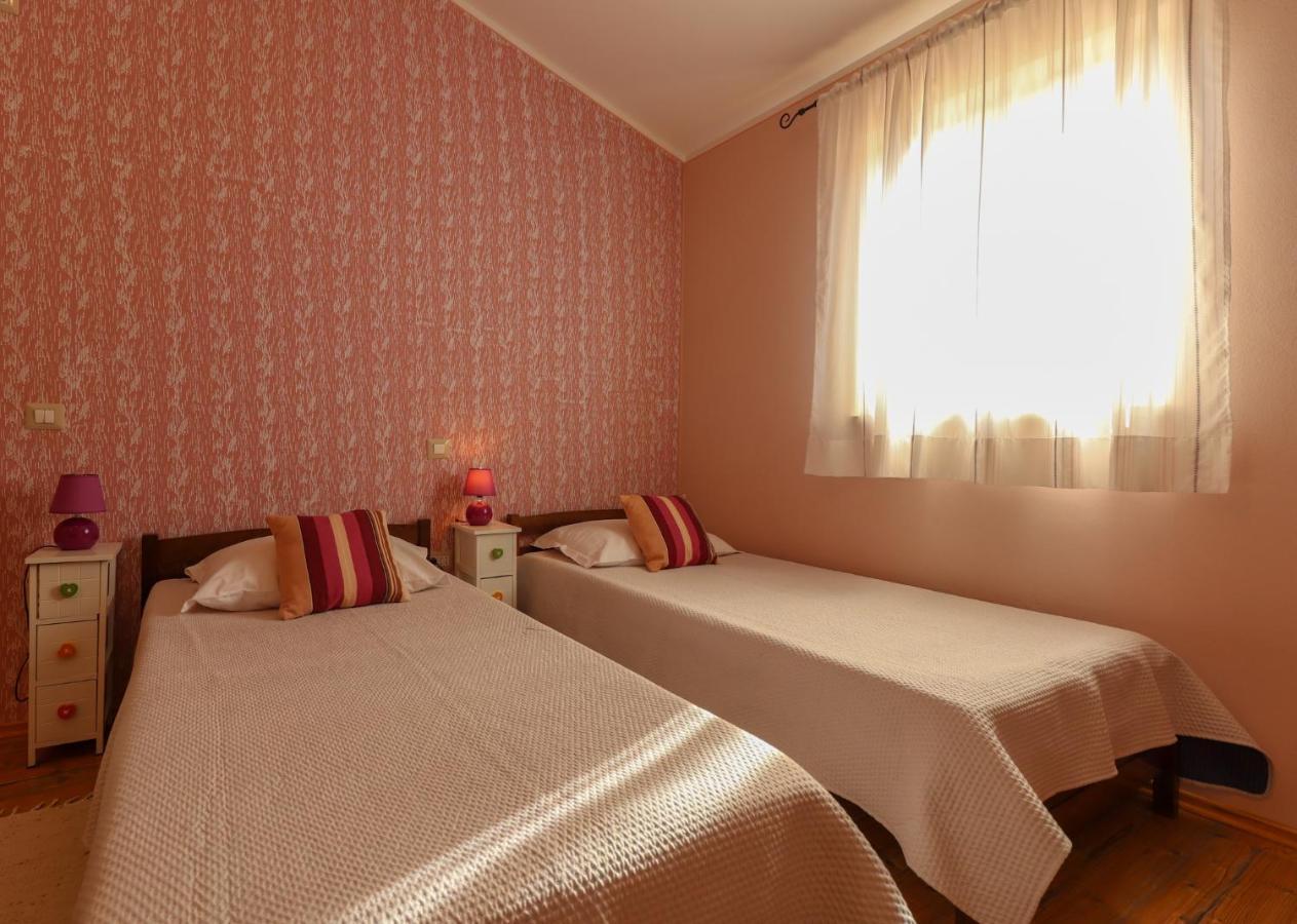 Villa Nona Marija Sveti Lovreč Pazenatički Dış mekan fotoğraf